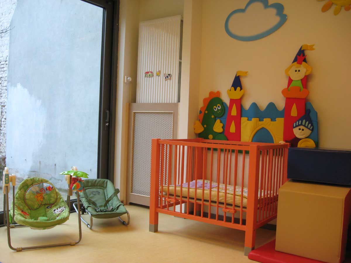 Leefruimte peuters Kinderdagverblijf Chipollino - Kinderopvang centraal in Antwerpen bij Rooseveltplaats. Groepsopvang, mini-creche, met herbruikbare luiers.